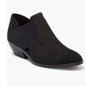 Eileen Fisher black Perry booties
